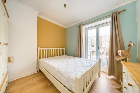 2 bedroom flat for sale, Cleveland Gardens, London W2