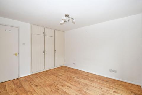 1 bedroom flat to rent, Dexter Close, St. Albans, AL1