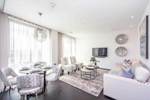 2 bedroom flat to rent, Charles Clowes Walk, London SW11
