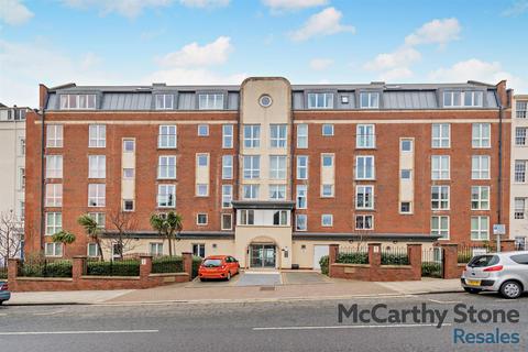 1 bedroom apartment for sale, North Bay Court, 119 North Marine Road, Scarborough