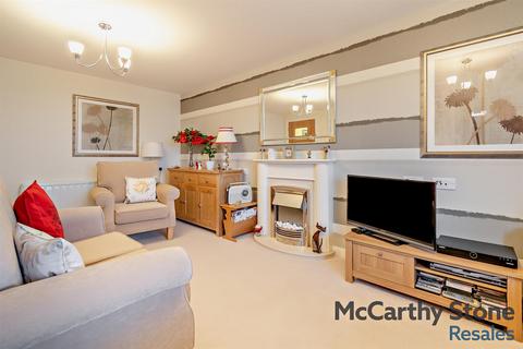 1 bedroom apartment for sale, North Bay Court, 119 North Marine Road, Scarborough