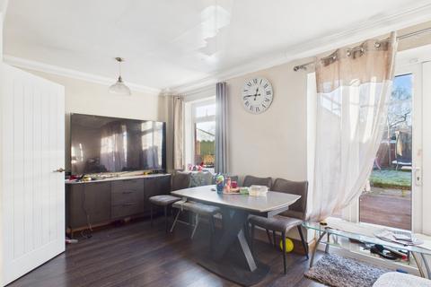 undefined, Gloucester Crescent, Staines-upon-Thames, Surrey, TW18