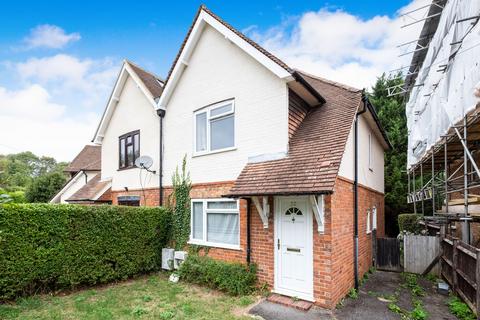 undefined, Raymond Crescent, Guildford, GU2