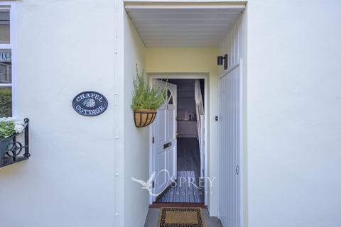 2 bedroom terraced house to rent, West Street, Peterborough PE8