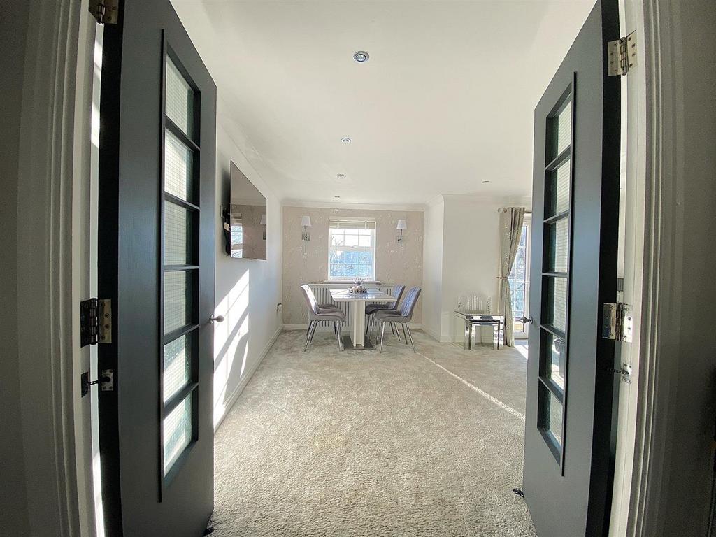 3 Jasmine Way - Lounge1.jpg