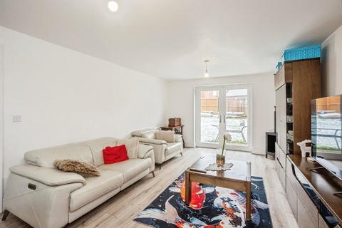 undefined, Threadneedle Way, Newark NG24