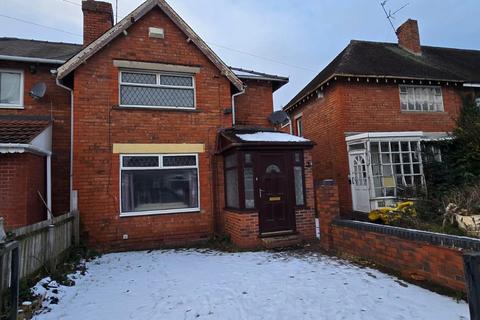 4 bedroom semi-detached house to rent, Lane Avenue, Walsall
