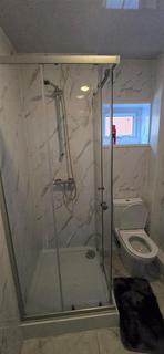 4 bedroom semi-detached house to rent, Lane Avenue, Walsall