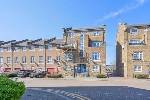 2 bedroom flat to rent, Charnwood Gardens, Docklands, London, E14