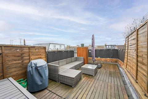 2 bedroom flat for sale, N8, Harringay, London, N8