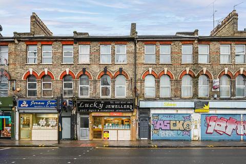 2 bedroom flat for sale, N8, Harringay, London, N8