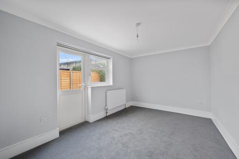 2 bedroom property to rent, Church Hill Road, Sutton SM3