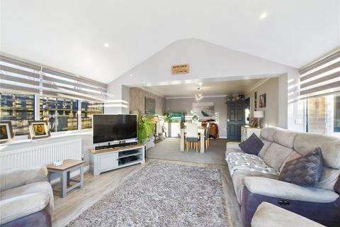 3 bedroom detached house for sale, Poplar Road, Great Cornard, Sudbury, Suffolk, CO10