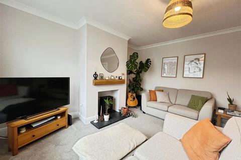 2 bedroom terraced house for sale, Woodhall Place, Bradford BD3