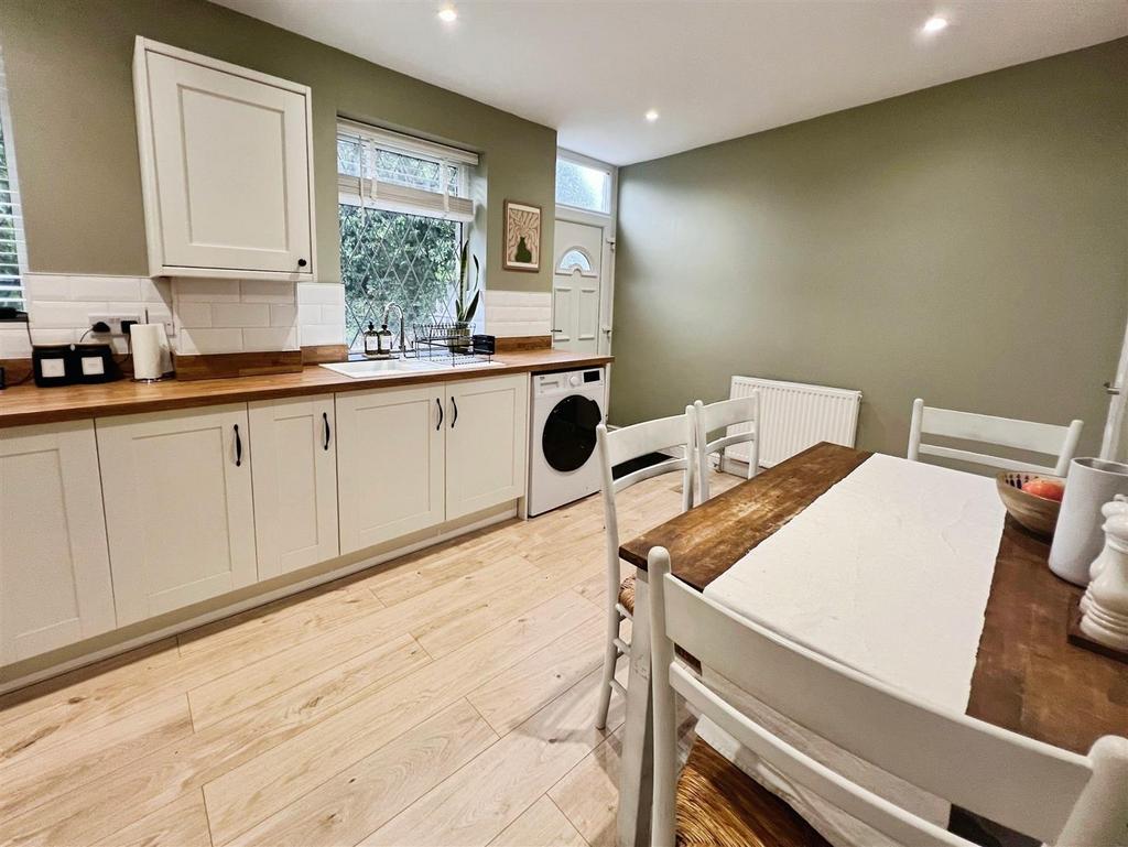 Dining Kitchen