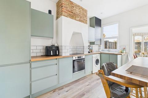 1 bedroom ground floor flat for sale, Queens Road, Worthing, BN11 3LX