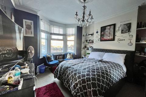 undefined, Parkdale Road, Plumstead, London, SE18 1RW