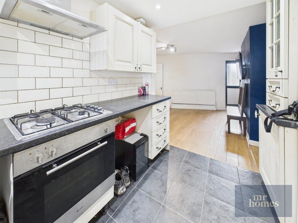 1st Floor Flat