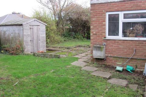 4 bedroom semi-detached bungalow for sale, Streetfield, Herne Bay