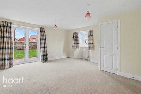 3 bedroom semi-detached house to rent, Chartley Road, DERBY