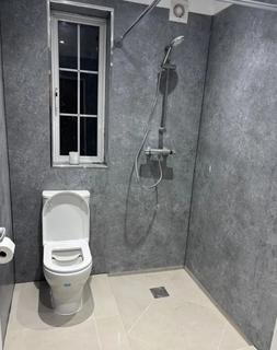 Studio to rent, Willow Tree Lane, Hayes UB4