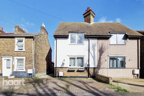 3 bedroom semi-detached house for sale, Invicta Road, Dartford