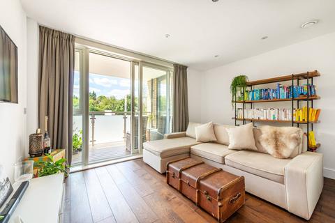 1 bedroom flat to rent, Levett Square, Kew, TW9