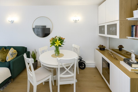2 bedroom flat to rent, Sandland Street, Holborn, London