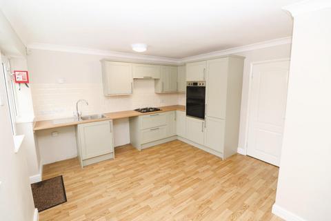 3 bedroom detached house for sale, Dingle Road, Rushden NN10
