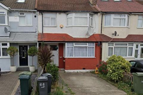 Studio to rent, Grayscroft Road, London