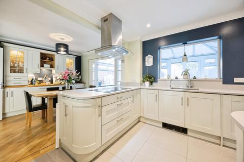 4 bedroom detached house for sale, Caesar Avenue, Ashford, TN23 3