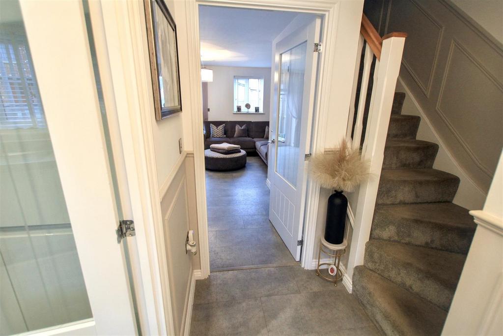 Hallway.jpg