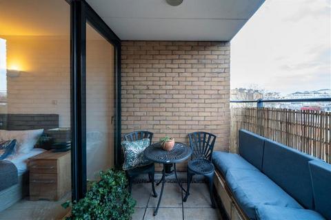 1 bedroom flat to rent, Cromwell Road, London SW7