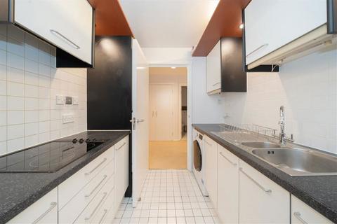 1 bedroom flat to rent, Cromwell Road, London SW7