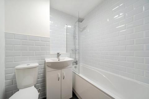 1 bedroom apartment to rent, Park Road, New Barnet, EN4