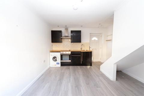 1 bedroom end of terrace house to rent, Rutland Mews, 2 Rutland Street, Grangetown, Cardiff, CF11