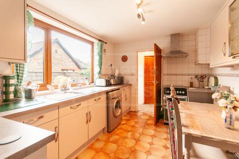 3 bedroom semi-detached house for sale, Heol Giedd, Ystradgynlais, Swansea, SA9 1LQ