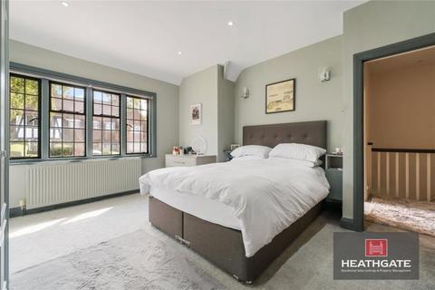 3 bedroom terraced house for sale, Blandford Close Hampstead Garden Suburb N2