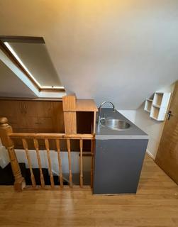 undefined, Albion Road, Hounslow TW3