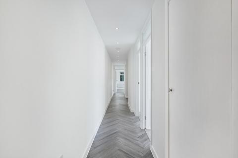 undefined, Monks Walk, Reigate RH2