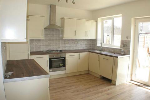 4 bedroom semi-detached house to rent, Deans Lane, Edgware HA8