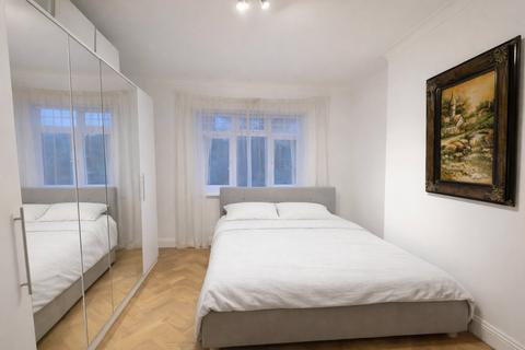 2 bedroom apartment to rent, Finchley Road, Golders Green, London, NW11