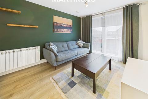 1 bedroom apartment to rent, High Street, Egham TW20