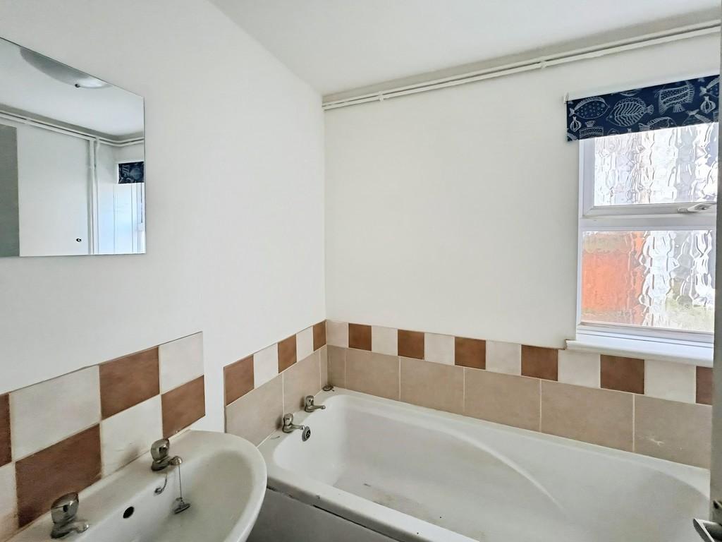 C30b1ab6-Bathroom