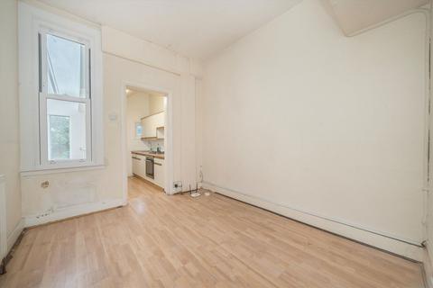 3 bedroom semi-detached house for sale, The Ride, Brentford TW8