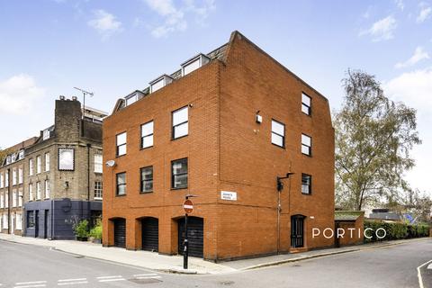 1 bedroom flat to rent, Johns Mews, London, WC1N
