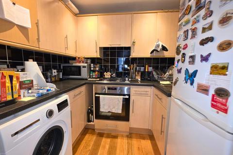 1 bedroom flat for sale, St Thomas Street, Weymouth