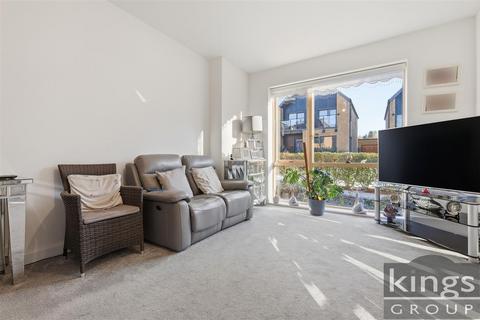undefined, Nuthatch Drive, Newhall