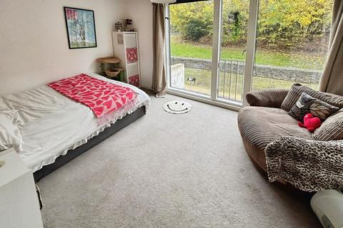 1 bedroom apartment for sale, Saxton, The Avenue, Leeds