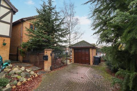 3 bedroom detached house for sale, Wymington Park, Rushden NN10